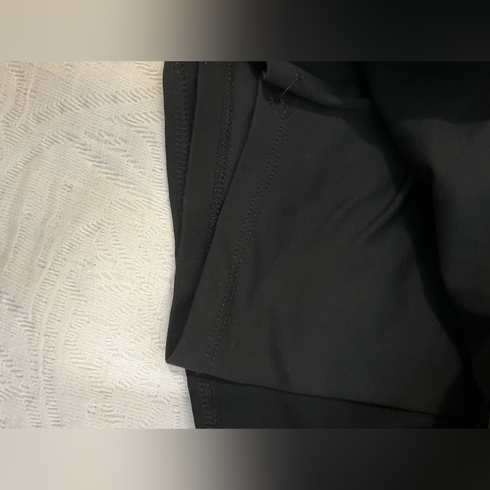 Girlfriend Collective Athletic Polyester Gym Shor… - image 3